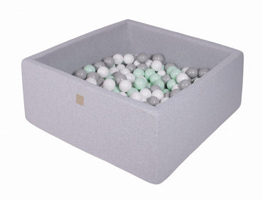 Vierkante ballenbak - Licht grijs met Witte, Mint, en Grijze ballen